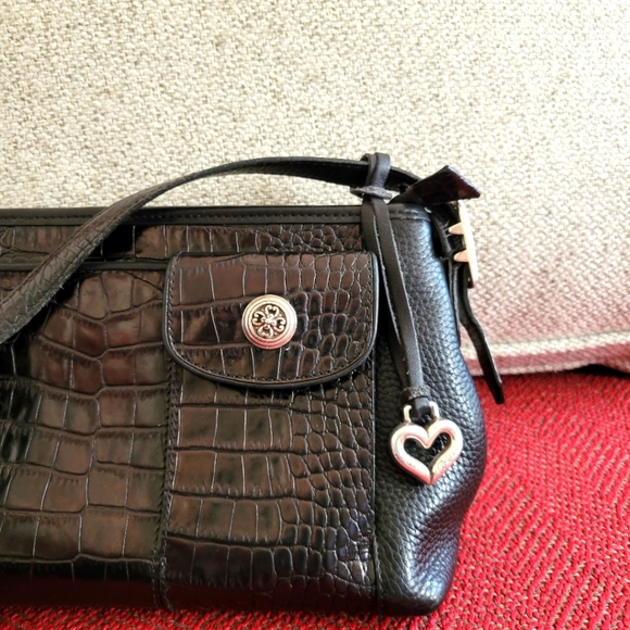 - Brighton Croc Embossed Leather shoulder bag. Make an Offer! - Picture 2 of 7